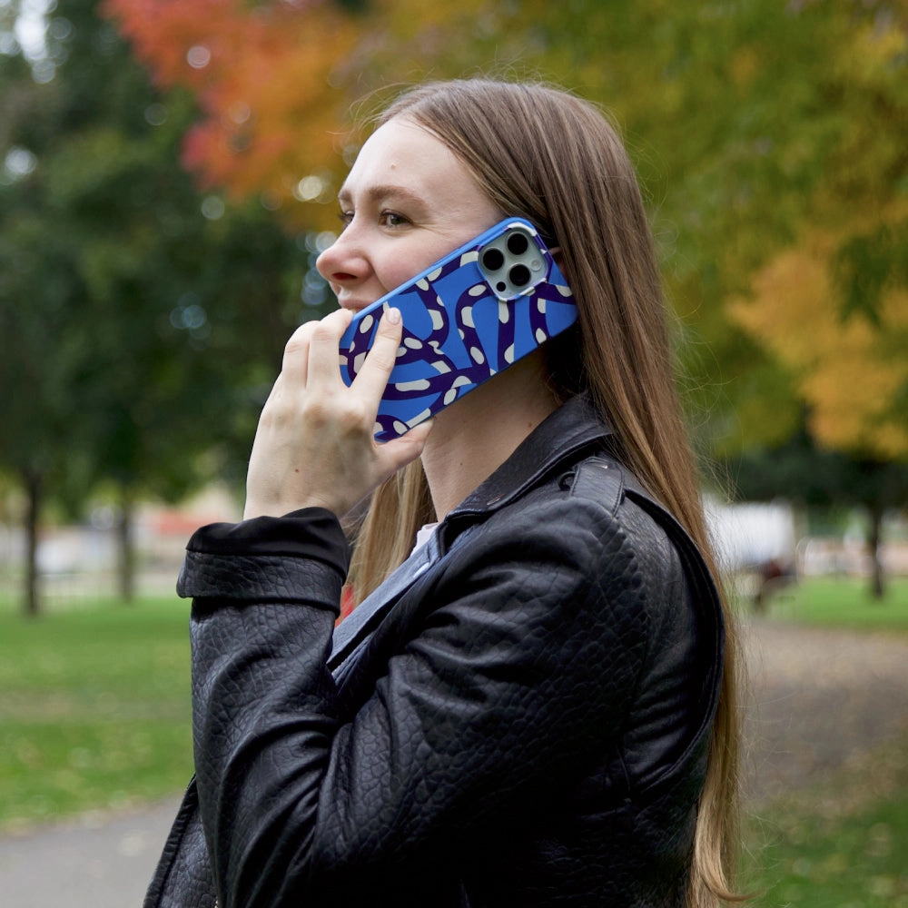 High Durability Anti Scratch Layer Electric Blue Noodles iPhone 17 Pro Max Case