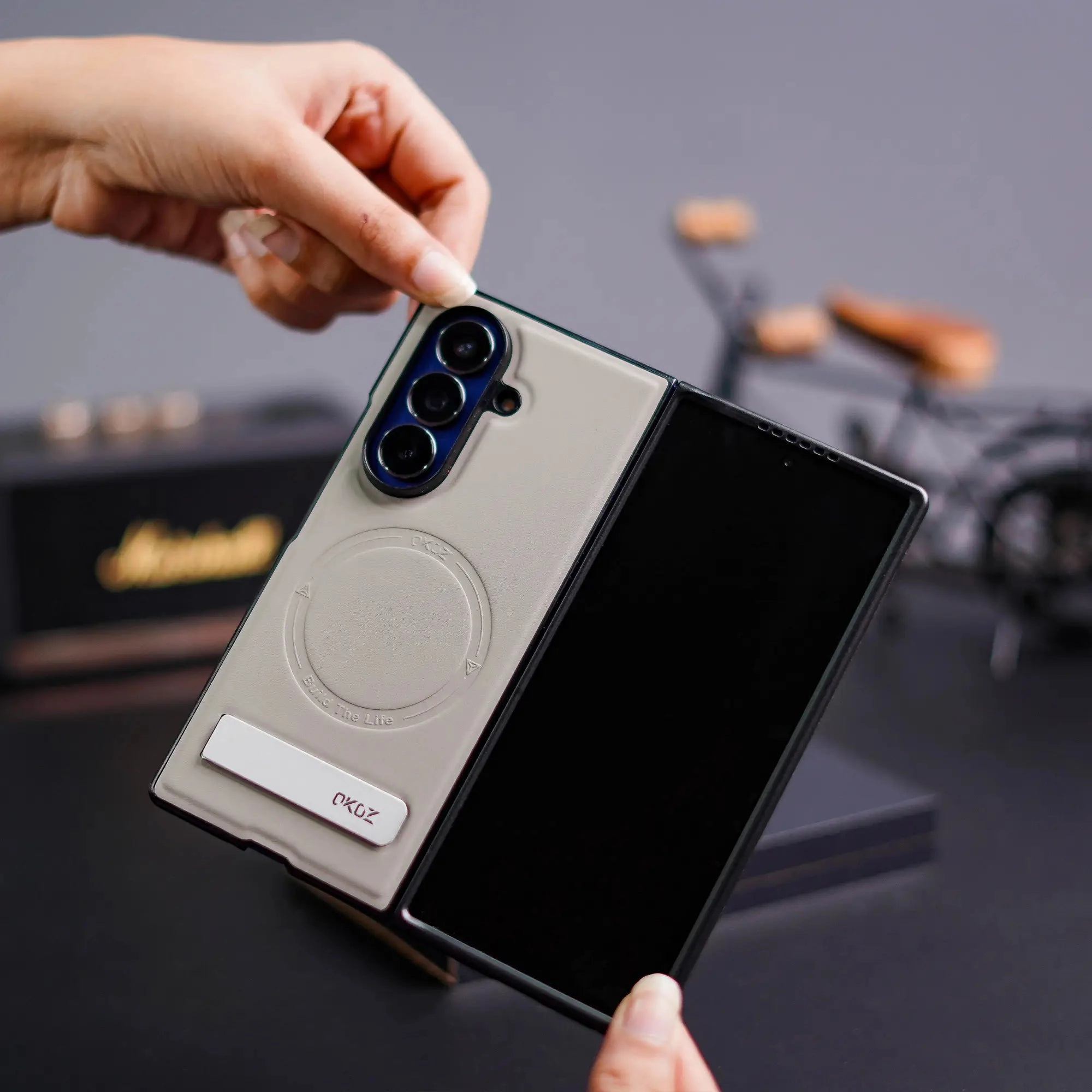 Sleek Grip Vivid Surface Detail Innovation