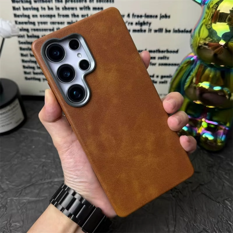 Comfort Shape Dark Knight Leather Case